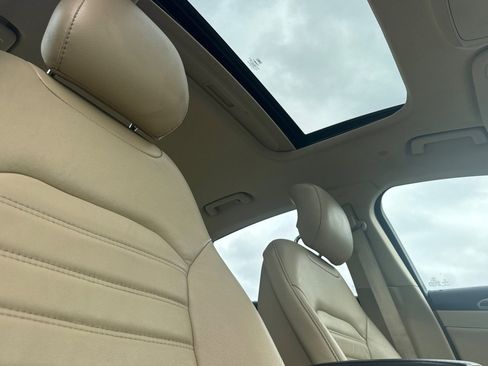 Used 2013 Ford Fusion SE FWD image 16