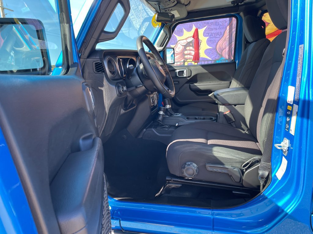 Used 2022 Jeep Wrangler Unlimited Sport AWD/4WD image 14
