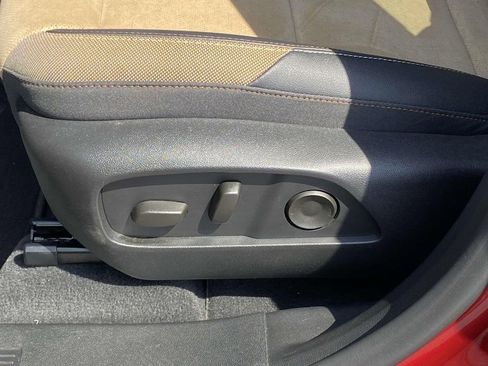 Used 2025 Chevrolet Equinox ACTIV w/ Safety and Technology Package image 16