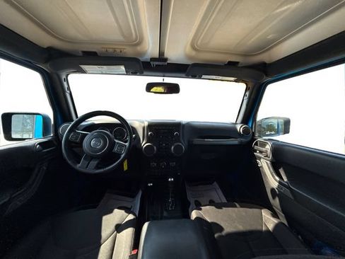 Used 2016 Jeep Wrangler Unlimited Sport w/ Quick Order Package 24S AWD/4WD image 13