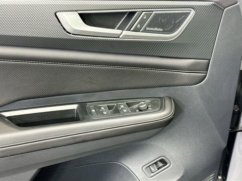 New 2026 Volkswagen Atlas Cross Sport SEL Premium R-Line image 22