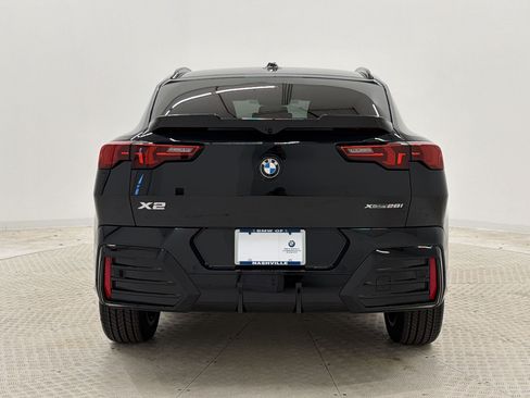 New 2026 BMW X2 xDrive28i w/ M Sport Package AWD/4WD image 10