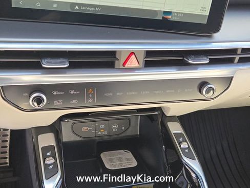 New 2026 Kia Sorento SX Prestige AWD/4WD image 19