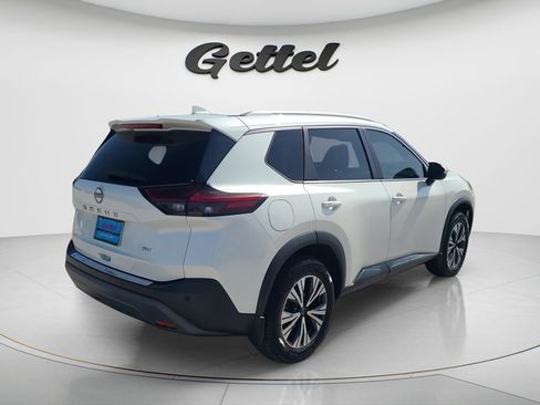 Used 2022 Nissan Rogue SV w/ SV Premium Package FWD image 5