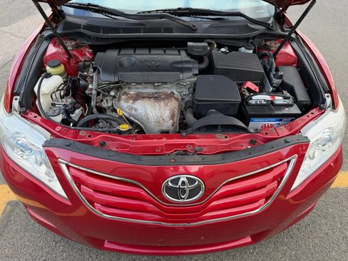 Used 2011 Toyota Camry LE w/ LE Extra-Value Pkg FWD image 7