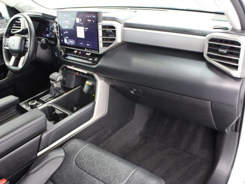 Used 2024 Toyota Tundra Limited RWD image 37