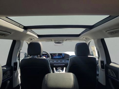 New 2026 Mercedes-Benz GLS 450 4MATIC image 5