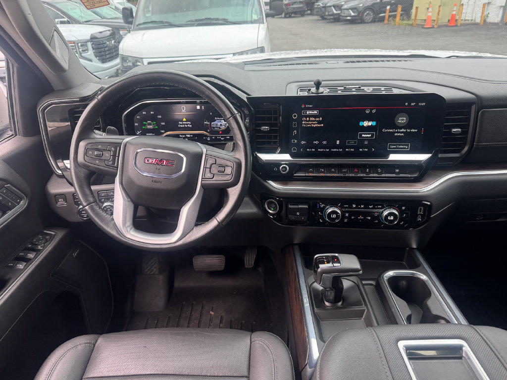 Used 2022 GMC Sierra 1500 SLT w/ SLT Convenience Package AWD/4WD image 13
