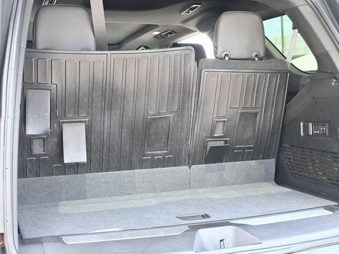 Used 2024 Chevrolet Tahoe RST w/ Luxury Package RWD image 24