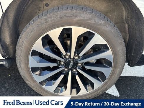 Certified 2023 Lincoln Navigator L Reserve AWD/4WD image 8