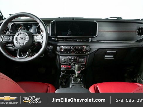 Used 2024 Jeep Wrangler Unlimited Rubicon 392 AWD/4WD image 20