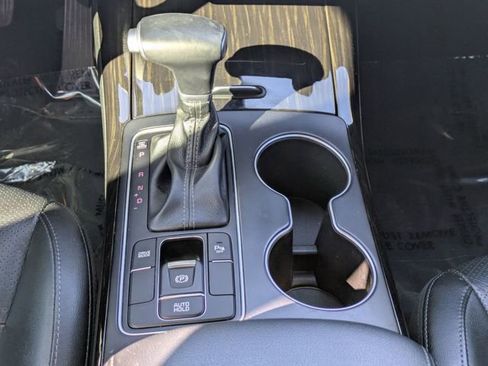 Used 2020 Kia Sorento EX image 16