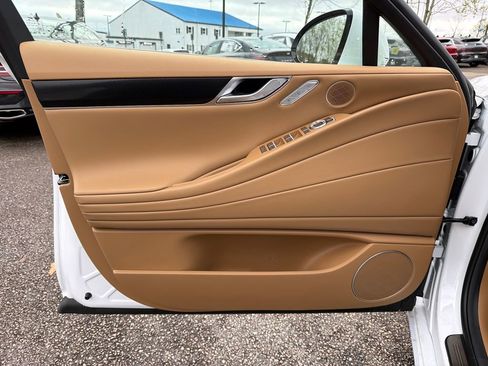 New 2026 Genesis G80 2.5T image 10