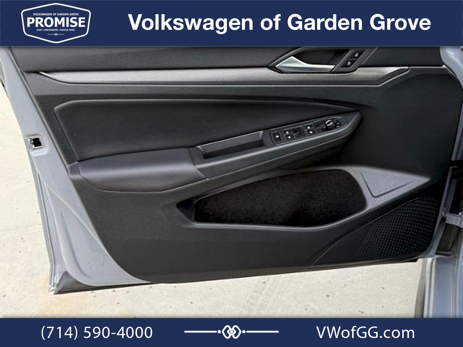 New 2026 Volkswagen GTI SE FWD image 11