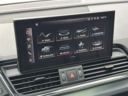 Used 2024 Audi Q5 2.0T Premium Plus w/ Premium Plus Package image 29