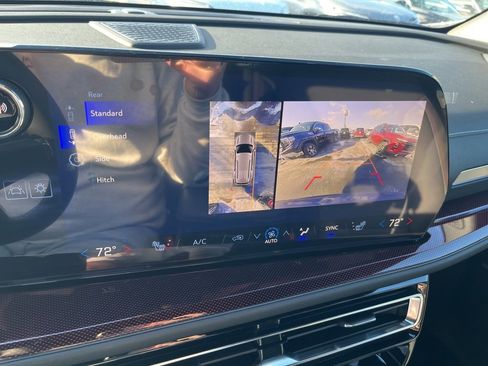 New 2026 Chevrolet Traverse Z71 w/ Enhanced Driving Package image 18