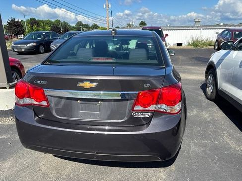 Used 2015 Chevrolet Cruze LT FWD image 5