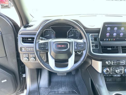 Used 2021 GMC Yukon SLT w/ SLT Premium Package AWD/4WD image 11