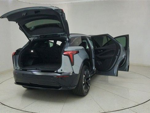 Used 2025 Chevrolet Blazer EV RS image 74