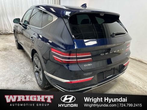 Certified 2025 Genesis GV80 3.5T Prestige AWD/4WD image 4