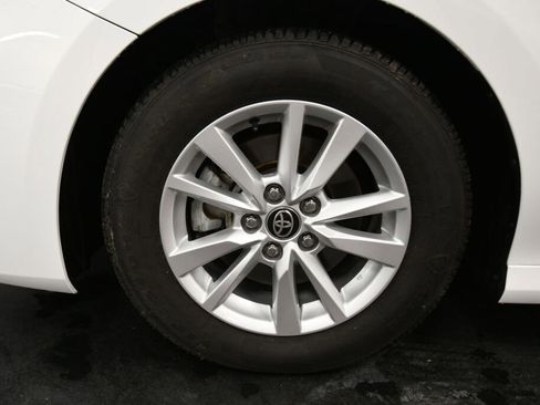 Certified 2025 Toyota Camry LE image 31