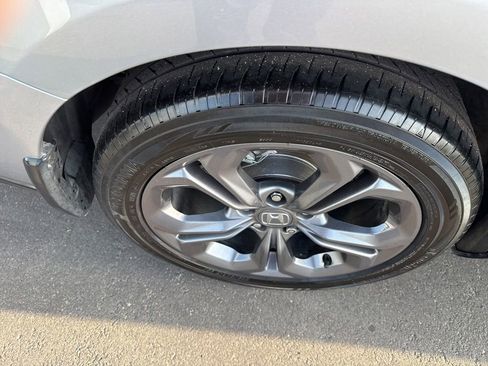 Used 2024 Honda Accord EX-L image 7