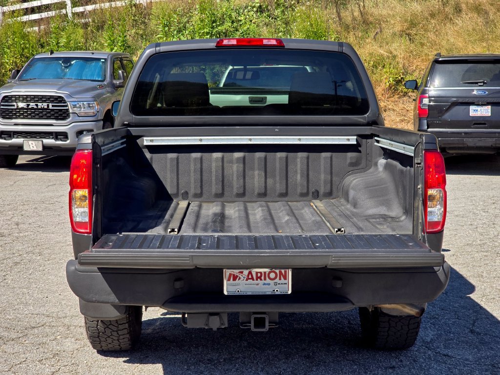 Used 2011 Nissan Frontier PRO-4X AWD/4WD image 10