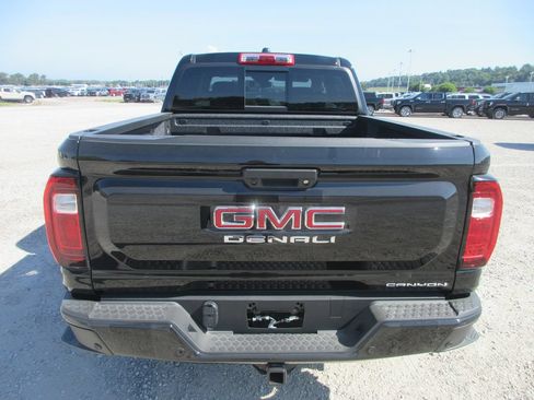 New 2026 GMC Canyon Denali AWD/4WD image 5
