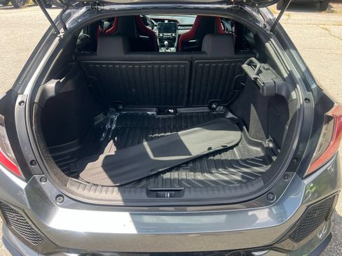 Used 2019 Honda Civic Type R image 9