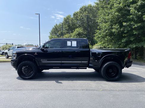 Used 2026 RAM 3500 Limited AWD/4WD image 6