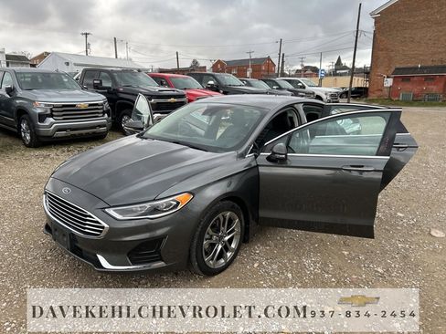 Used 2019 Ford Fusion SEL image 10