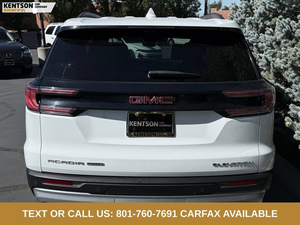 Used 2026 GMC Acadia Elevation w/ Elevation Premium Package AWD/4WD image 7