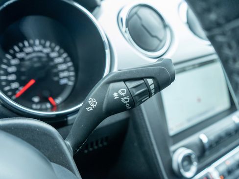 Used 2017 Ford Mustang GT Premium image 26