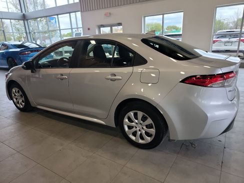 Used 2024 Toyota Corolla LE FWD image 9