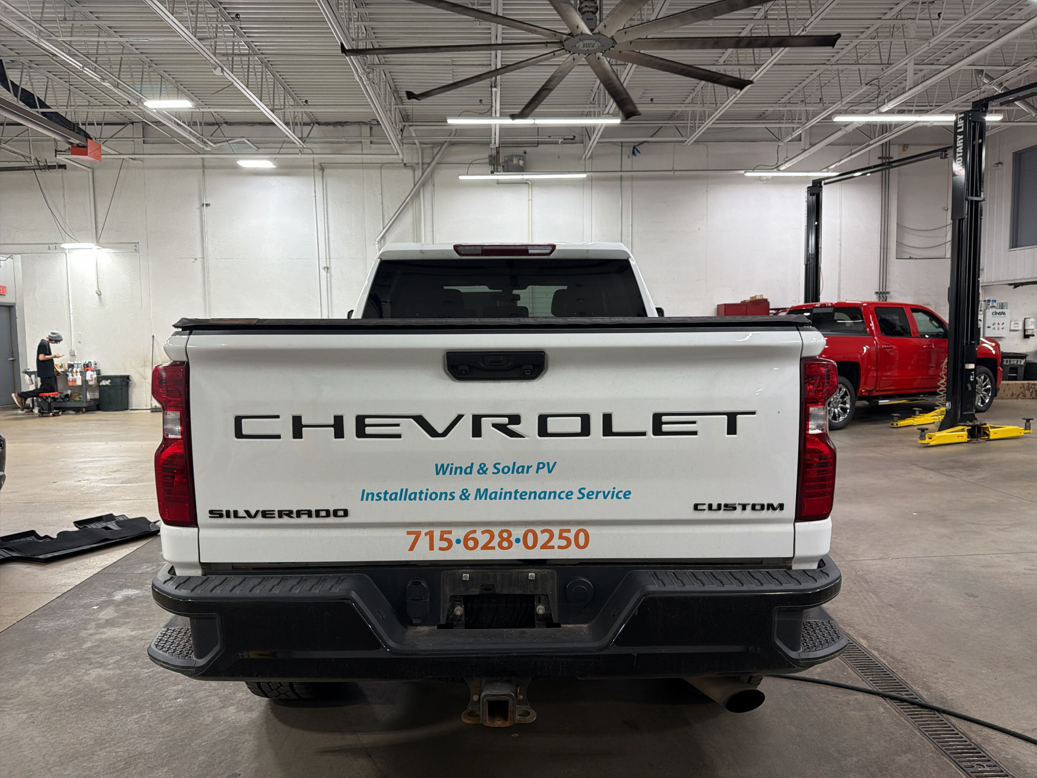 Used 2022 Chevrolet Silverado 2500 Custom w/ Gooseneck/5TH Wheel Package AWD/4WD image 4