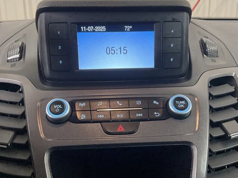 Used 2023 Ford Transit Connect XL image 16