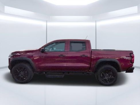 Used 2024 Chevrolet Colorado Trail Boss w/ Advanced Trailering Package AWD/4WD image 6