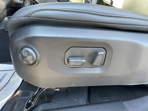 New 2026 Jeep Wrangler Unlimited Rubicon AWD/4WD image 13
