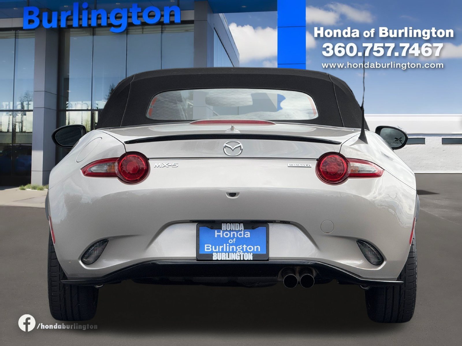 Used 2022 MAZDA MX-5 Miata Grand Touring w/ Appearance Package RWD image 5