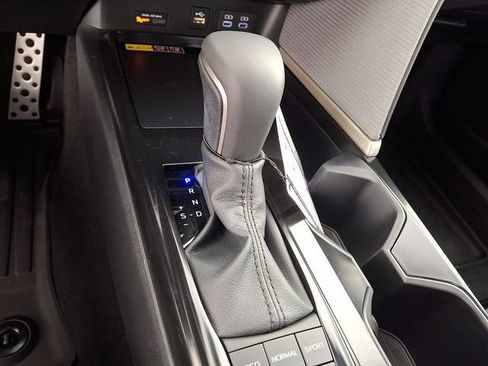 New 2026 Toyota Camry SE w/ Convenience Package image 16