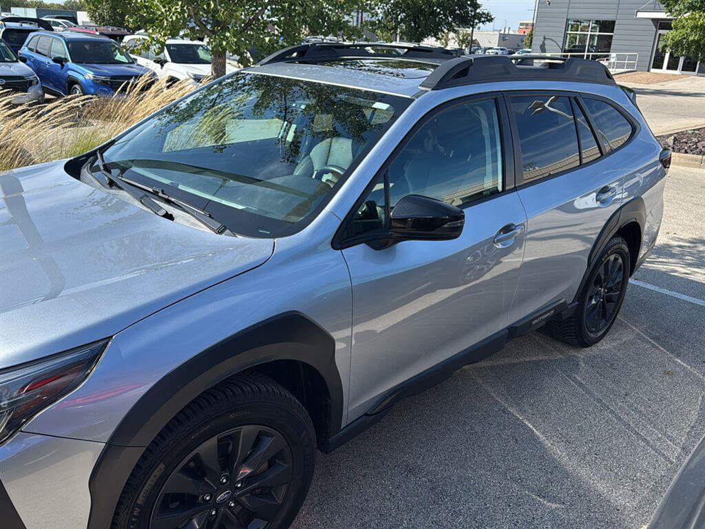 Used 2023 Subaru Outback Onyx Edition XT AWD/4WD image 7