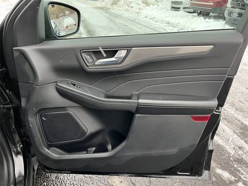 Used 2022 Ford Escape Titanium w/ Class II Trailer Tow Package image 20