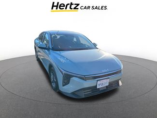 Used 2025 Kia K4 LXS video 1