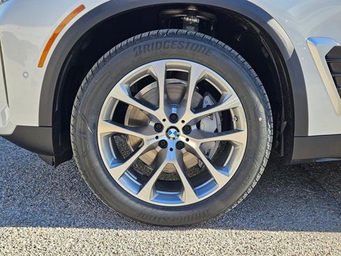 Certified 2026 BMW X5 sDrive40i RWD image 9