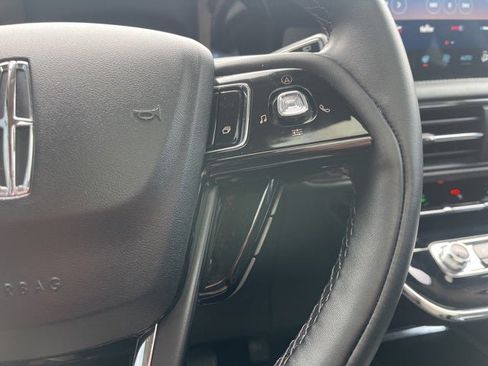 Used 2023 Lincoln Corsair AWD w/ Equipment Group 101A image 30