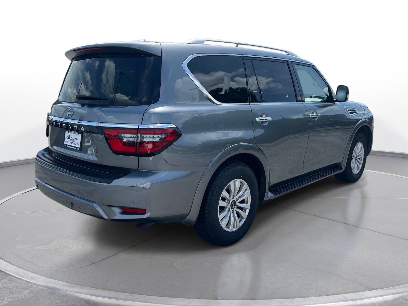 Used 2024 Nissan Armada SV RWD image 4