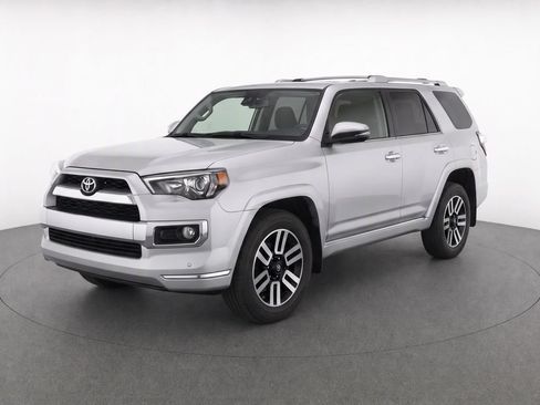 Used 2015 Toyota 4Runner Limited AWD/4WD image 7