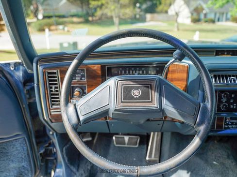 Used 1989 Cadillac Brougham RWD image 30
