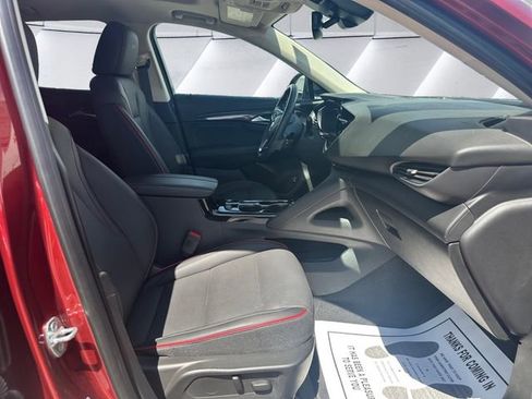 Used 2023 Buick Envision Essence w/ Sport Touring Package image 12