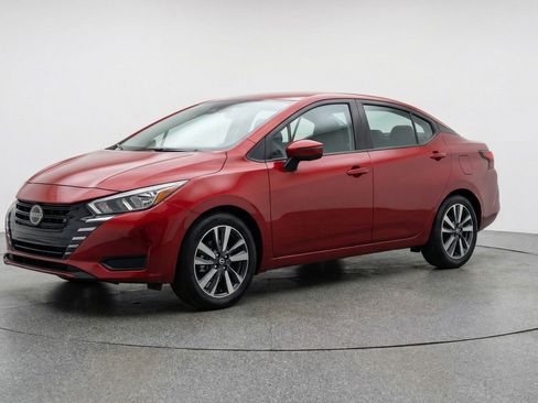 Used 2025 Nissan Versa SV FWD image 3